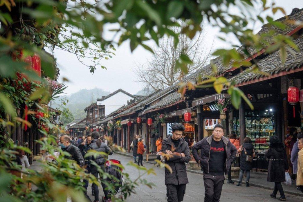 奇形怪状